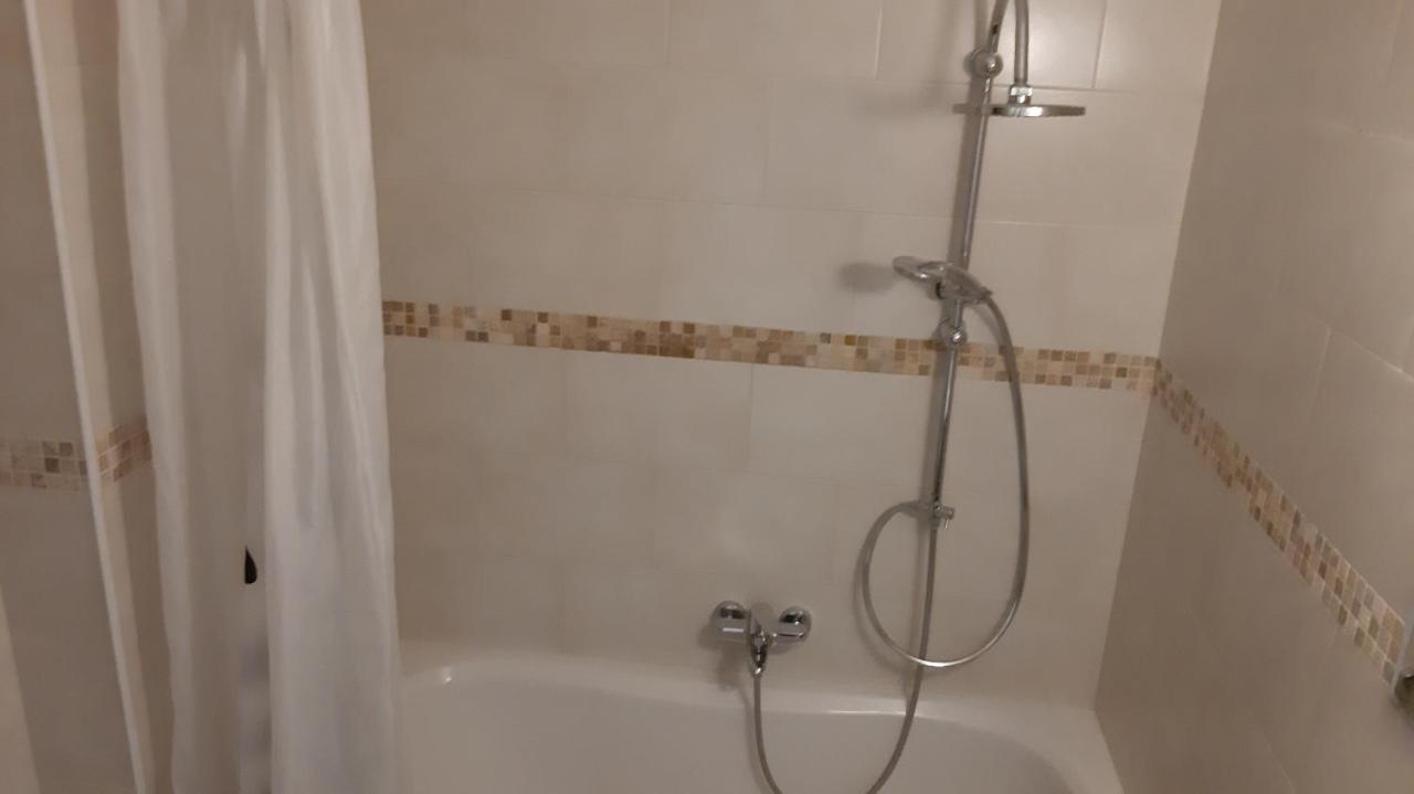 Brussels Louise Studio Apartament Zewnętrze zdjęcie
